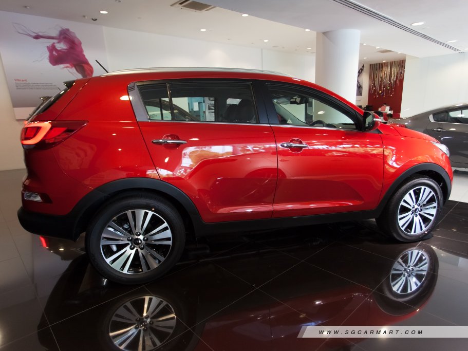 https://i.i-sgcm.com/new_cars/cars/11253/11253_g37