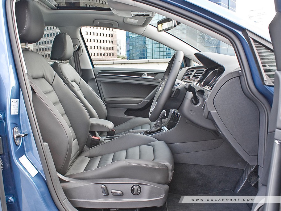 https://i.i-sgcm.com/new_cars/cars/11262/11262_g25