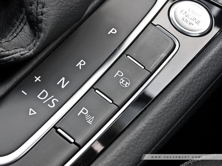 https://i.i-sgcm.com/new_cars/cars/11262/11262_g35