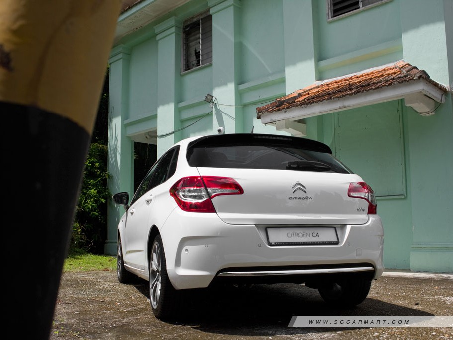 https://i.i-sgcm.com/new_cars/cars/11264/11264_g4