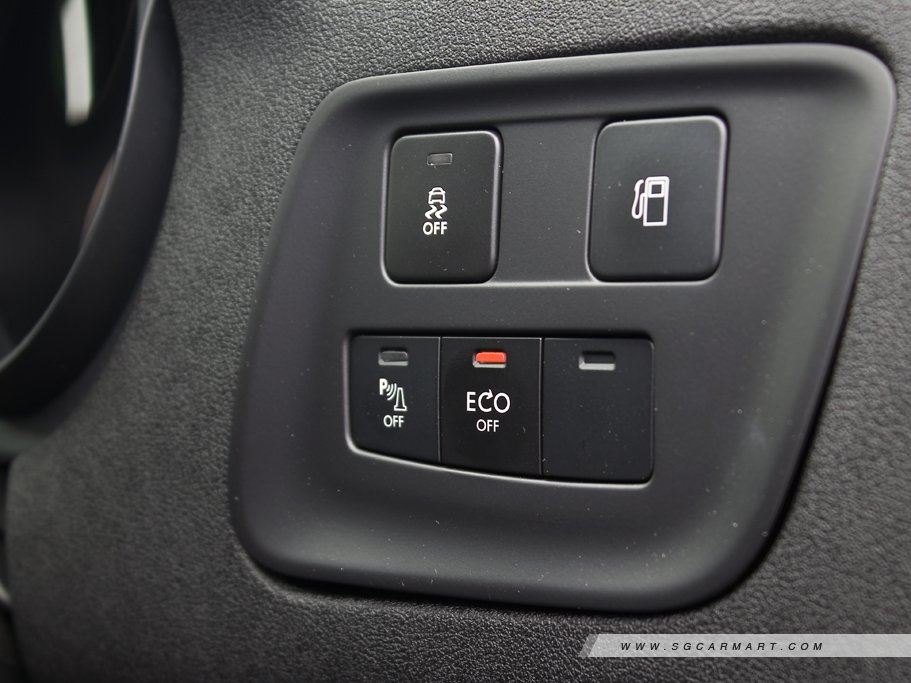 https://i.i-sgcm.com/new_cars/cars/11264/11264_g51
