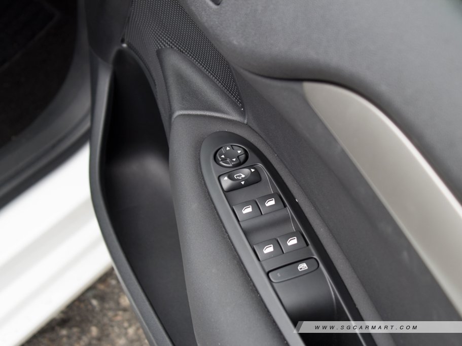 https://i.i-sgcm.com/new_cars/cars/11264/11264_g52
