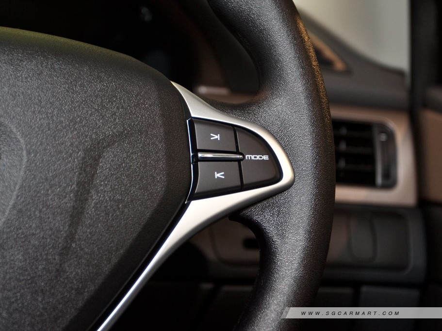 https://i.i-sgcm.com/new_cars/cars/11267/11267_g12