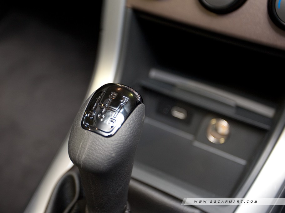 https://i.i-sgcm.com/new_cars/cars/11267/11267_g17