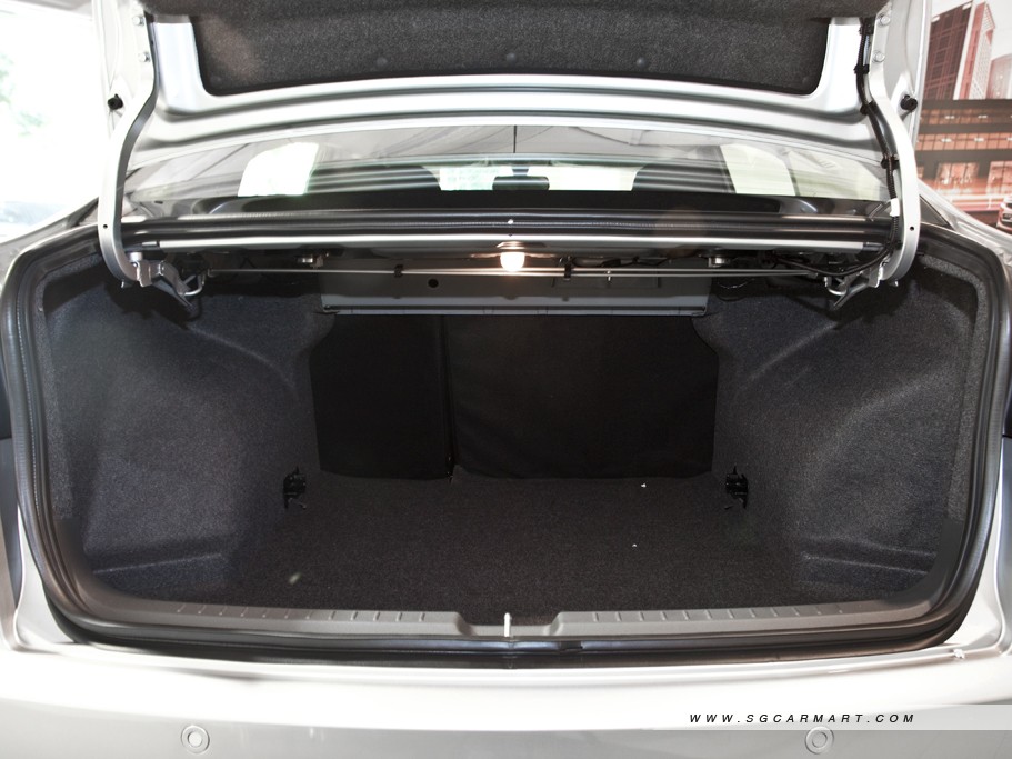 https://i.i-sgcm.com/new_cars/cars/11267/11267_g19