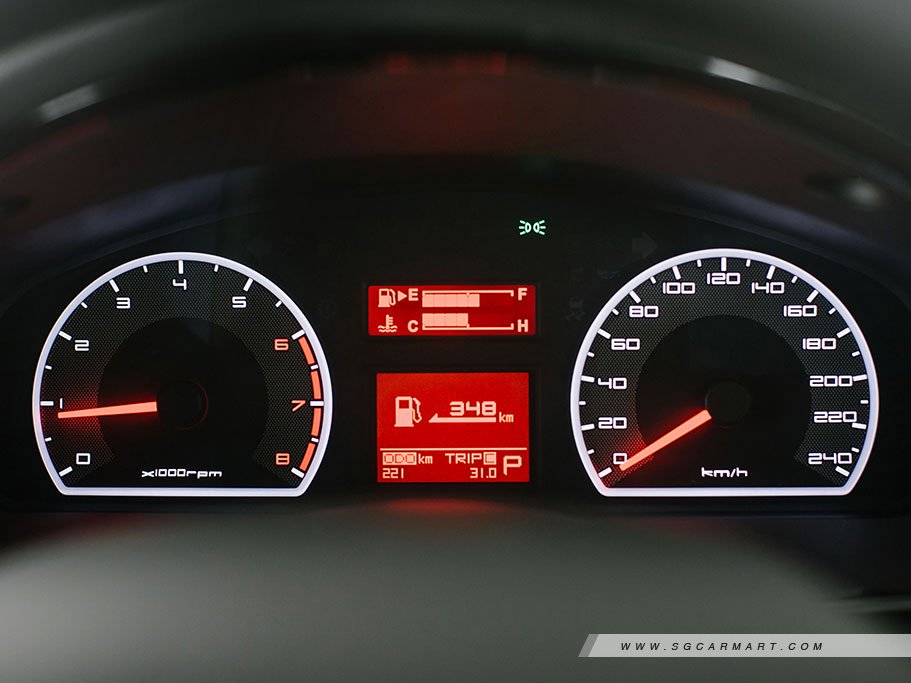 https://i.i-sgcm.com/new_cars/cars/11267/11267_g37