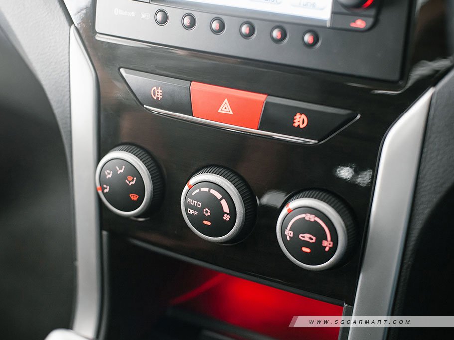 https://i.i-sgcm.com/new_cars/cars/11267/11267_g42