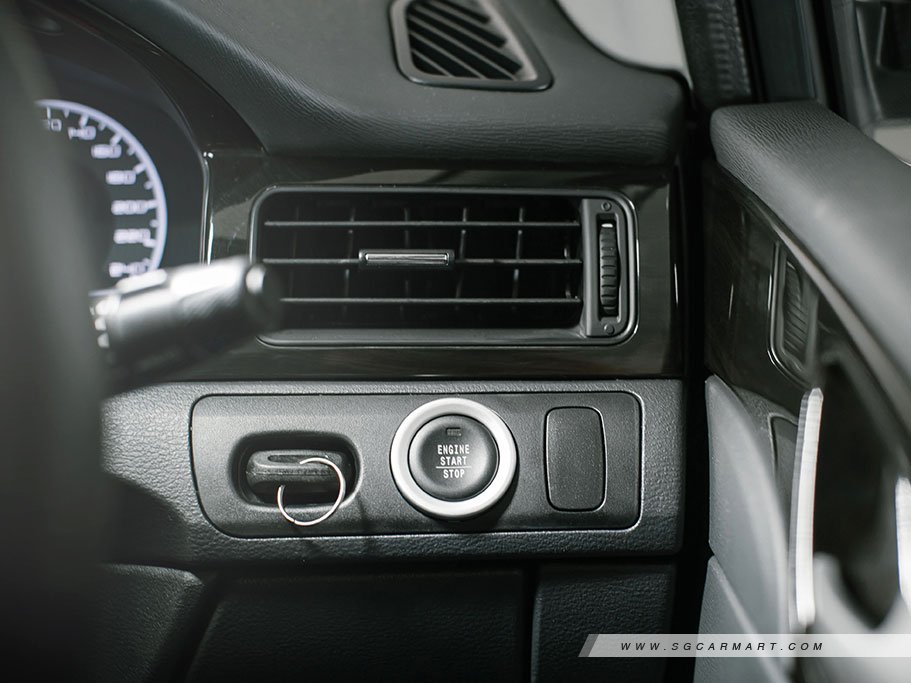 https://i.i-sgcm.com/new_cars/cars/11267/11267_g43