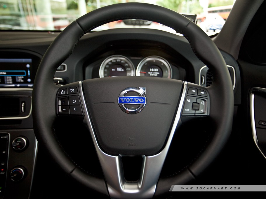https://i.i-sgcm.com/new_cars/cars/11270/11270_g12