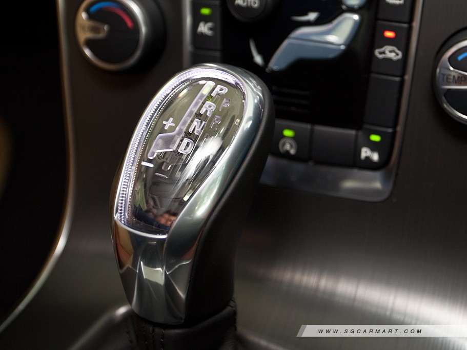 https://i.i-sgcm.com/new_cars/cars/11270/11270_g17