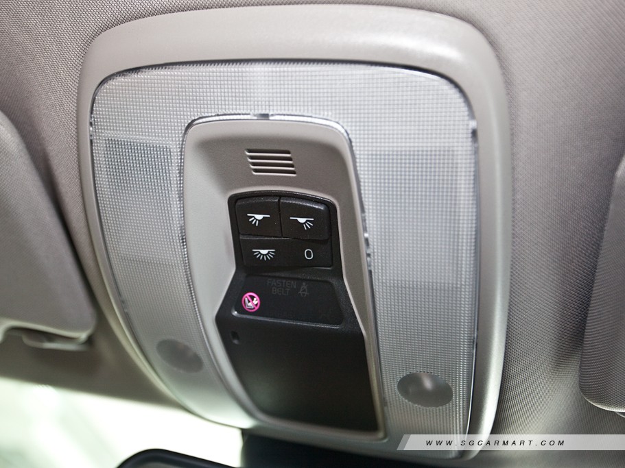 https://i.i-sgcm.com/new_cars/cars/11270/11270_g22