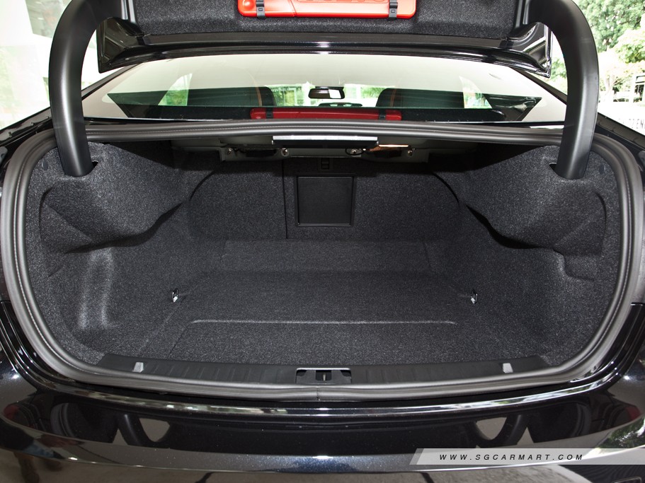 https://i.i-sgcm.com/new_cars/cars/11270/11270_g23