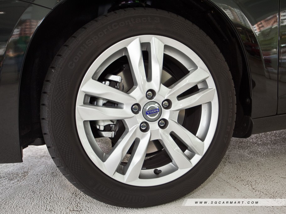 https://i.i-sgcm.com/new_cars/cars/11270/11270_g8