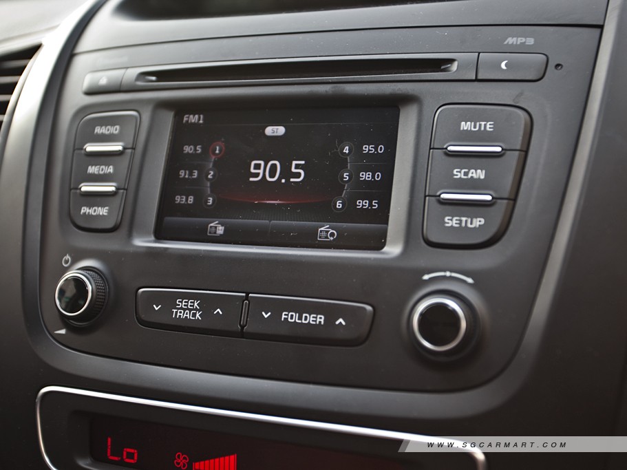 https://i.i-sgcm.com/new_cars/cars/11275/11275_g18