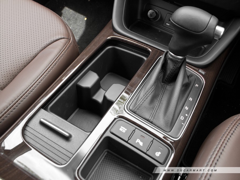 https://i.i-sgcm.com/new_cars/cars/11275/11275_g20