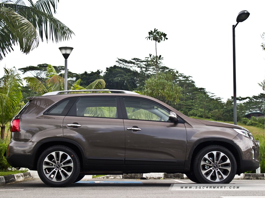 https://i.i-sgcm.com/new_cars/cars/11275/11275_g3