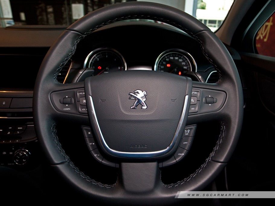https://i.i-sgcm.com/new_cars/cars/11279/11279_g12