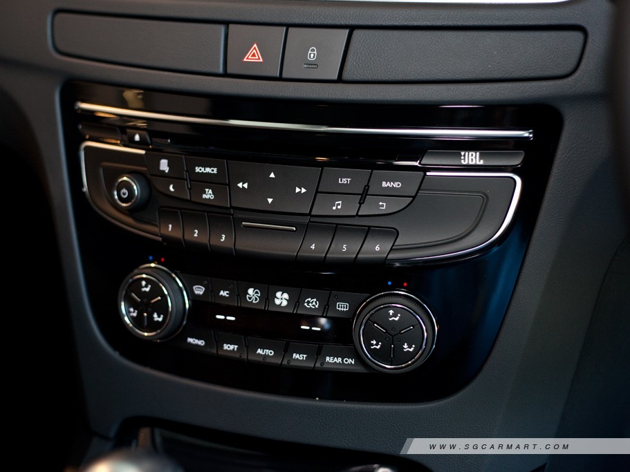 https://i.i-sgcm.com/new_cars/cars/11279/11279_g17