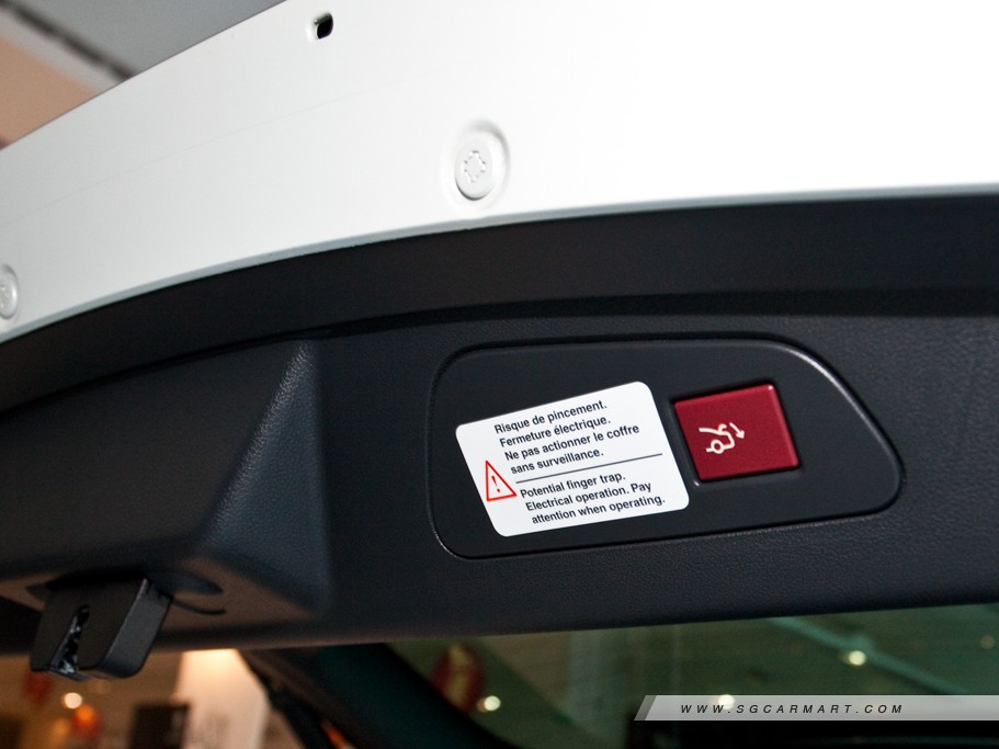https://i.i-sgcm.com/new_cars/cars/11279/11279_g26