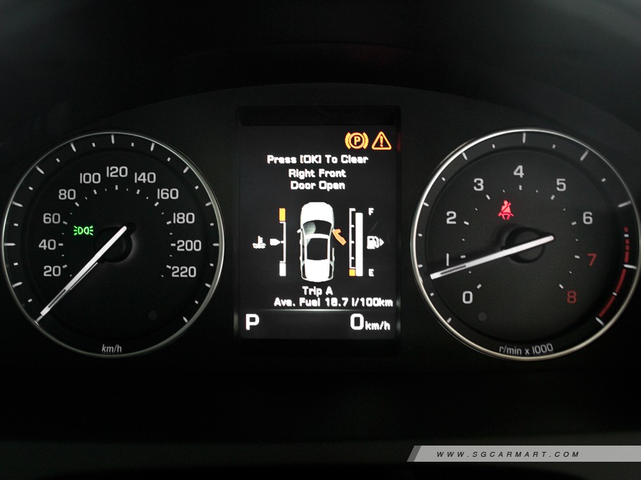 https://i.i-sgcm.com/new_cars/cars/11280/11280_g22