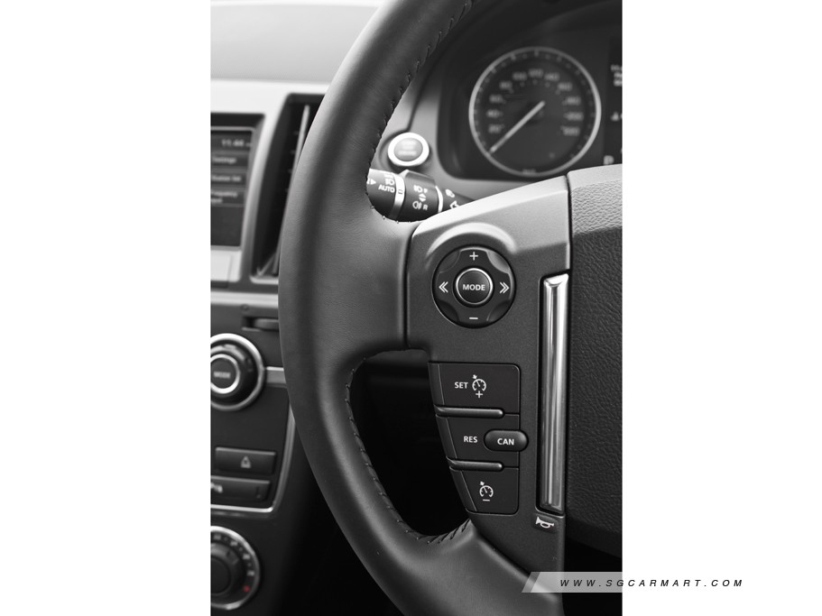 https://i.i-sgcm.com/new_cars/cars/11280/11280_g23