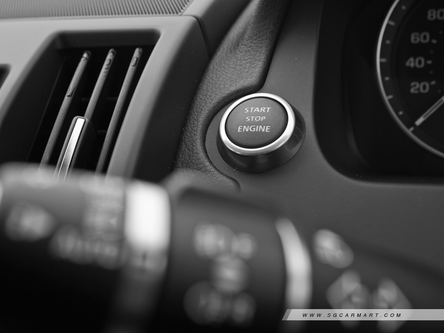 https://i.i-sgcm.com/new_cars/cars/11280/11280_g32