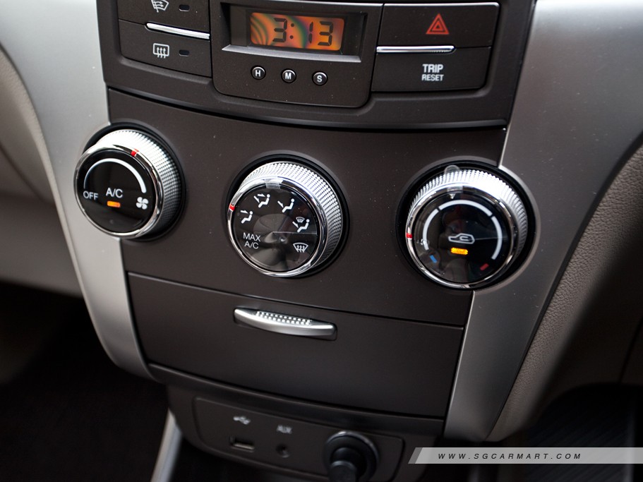 https://i.i-sgcm.com/new_cars/cars/11281/11281_g23