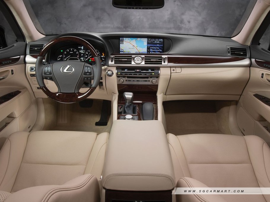 https://i.i-sgcm.com/new_cars/cars/11283/11283_g10