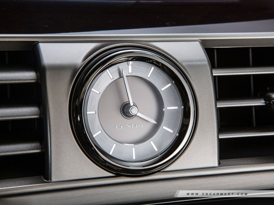 https://i.i-sgcm.com/new_cars/cars/11283/11283_g14