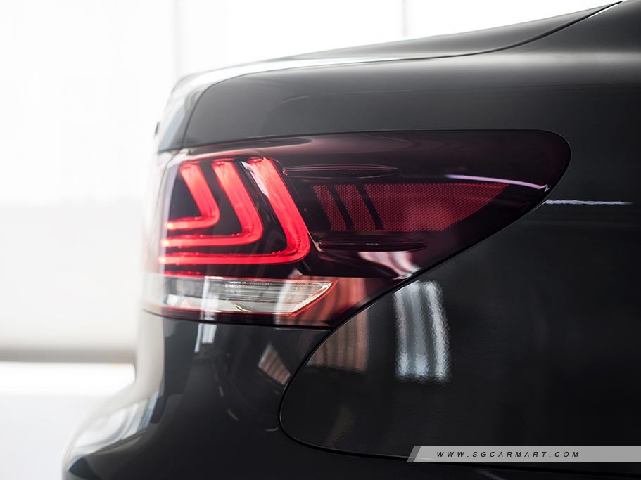 https://i.i-sgcm.com/new_cars/cars/11283/11283_g22