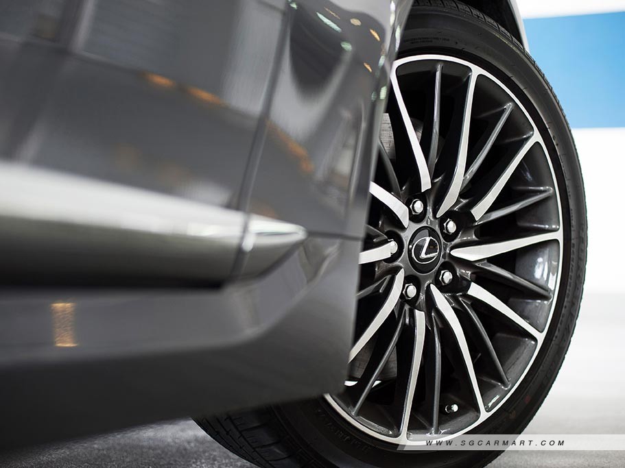 https://i.i-sgcm.com/new_cars/cars/11283/11283_g23