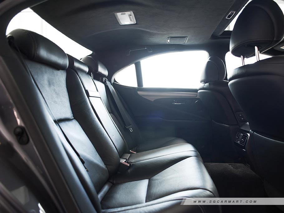 https://i.i-sgcm.com/new_cars/cars/11283/11283_g25