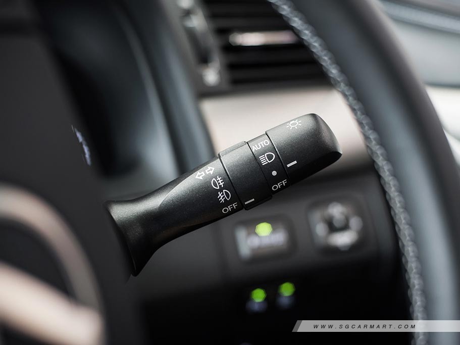 https://i.i-sgcm.com/new_cars/cars/11283/11283_g31