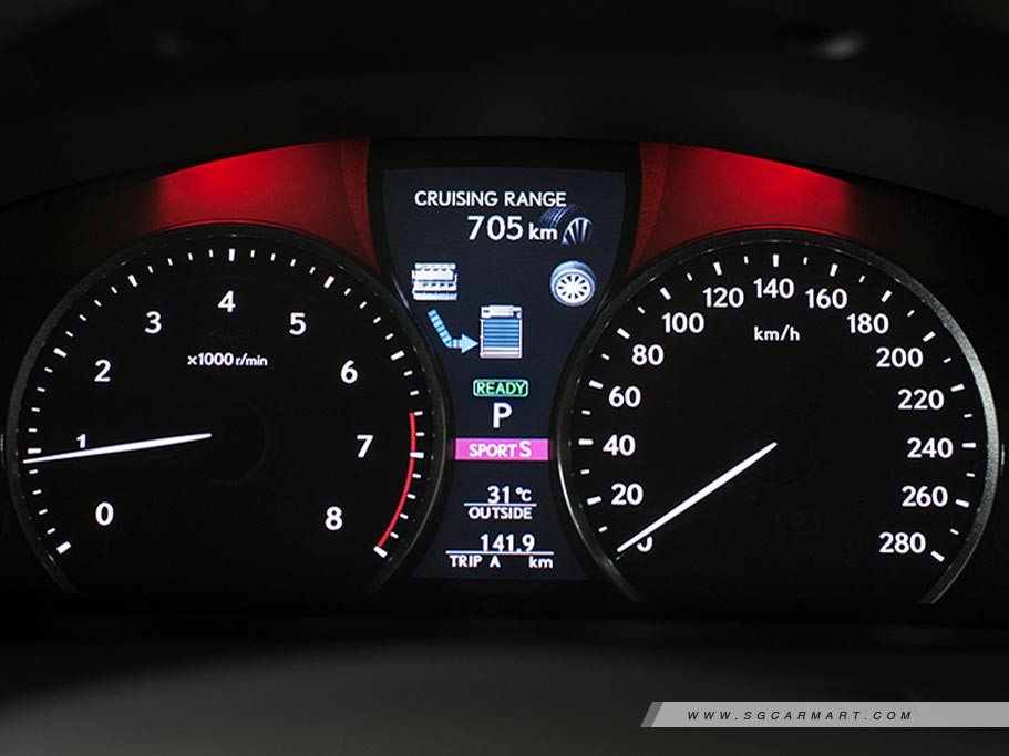 https://i.i-sgcm.com/new_cars/cars/11284/11284_g25