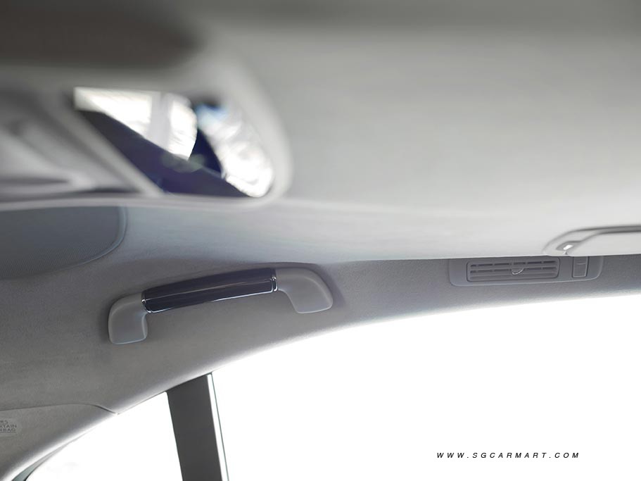https://i.i-sgcm.com/new_cars/cars/11284/11284_g38