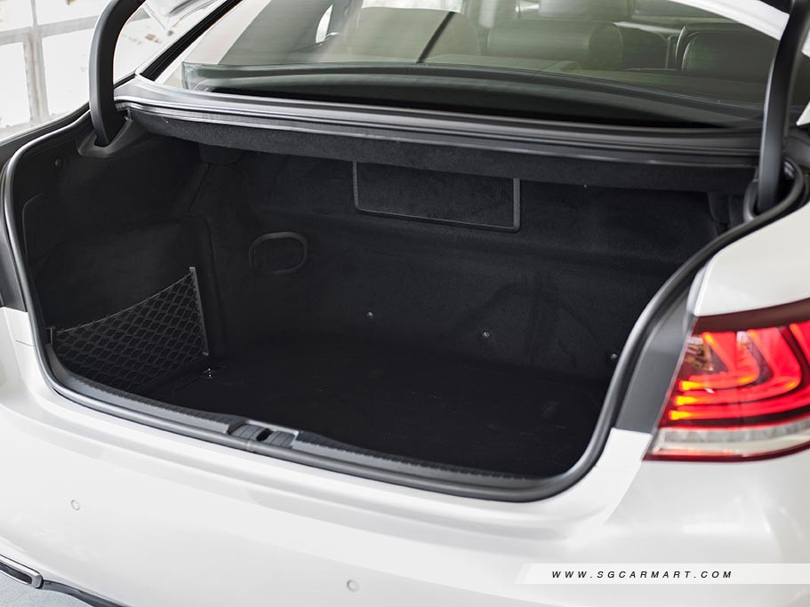 https://i.i-sgcm.com/new_cars/cars/11284/11284_g39