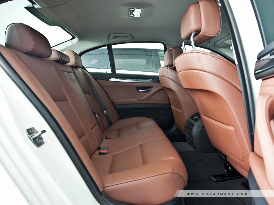 https://i.i-sgcm.com/new_cars/cars/11285/11285_g10