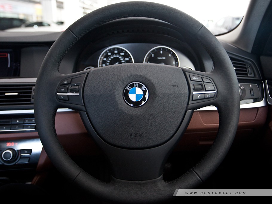 https://i.i-sgcm.com/new_cars/cars/11285/11285_g12