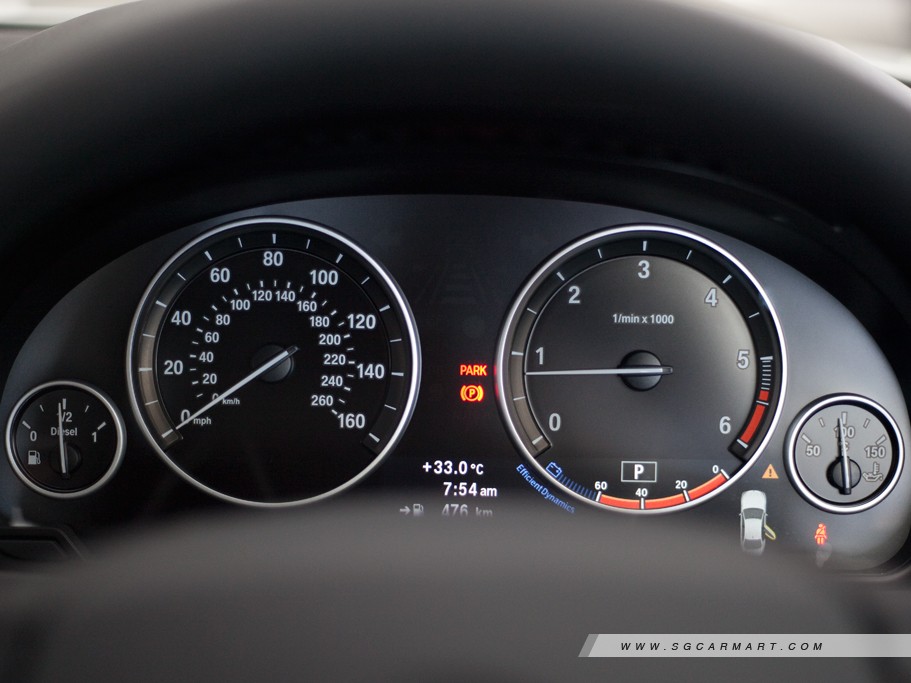 https://i.i-sgcm.com/new_cars/cars/11285/11285_g15