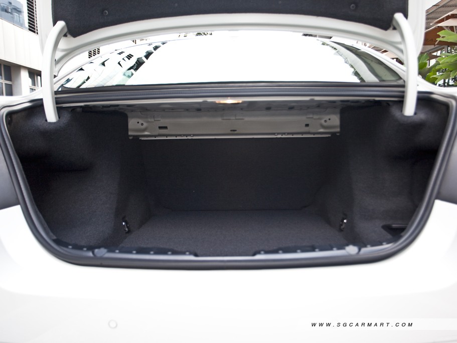 https://i.i-sgcm.com/new_cars/cars/11285/11285_g28