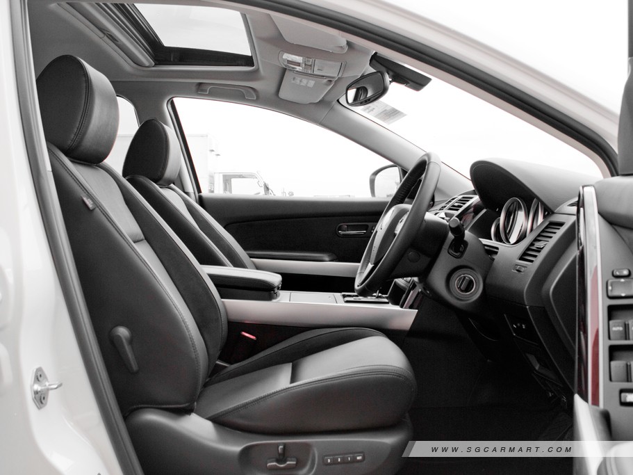 https://i.i-sgcm.com/new_cars/cars/11287/11287_g15