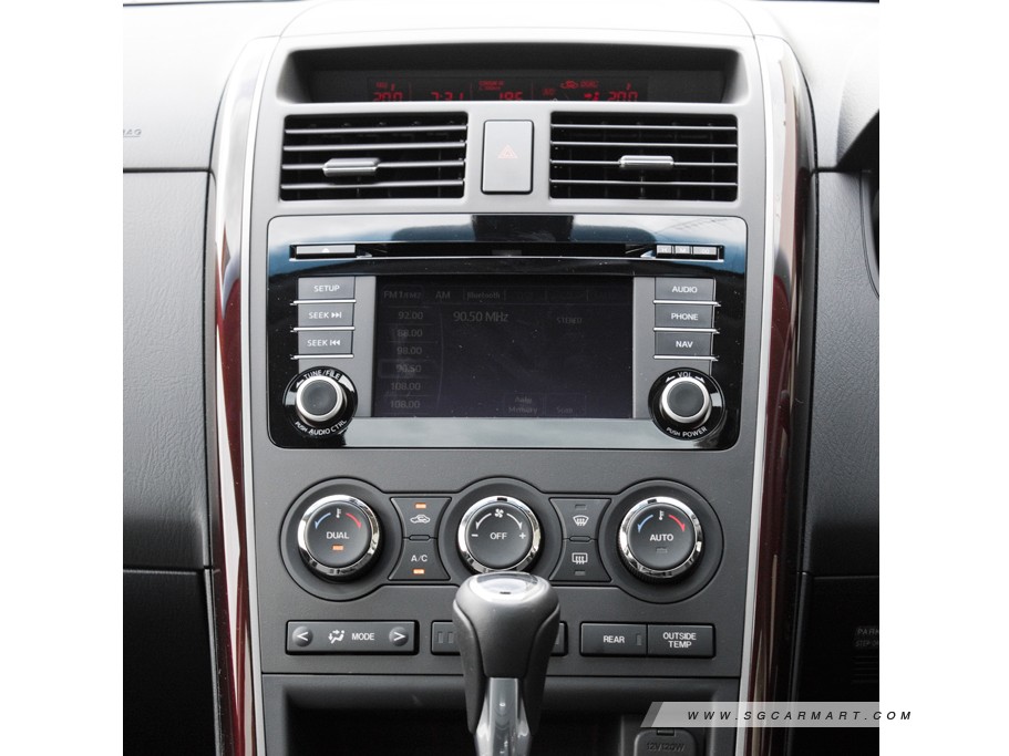https://i.i-sgcm.com/new_cars/cars/11287/11287_g22
