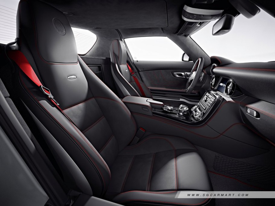 https://i.i-sgcm.com/new_cars/cars/11290/11290_g12