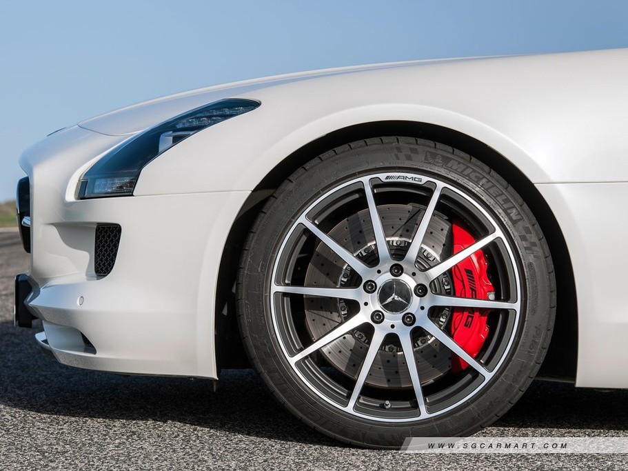 https://i.i-sgcm.com/new_cars/cars/11290/11290_g7