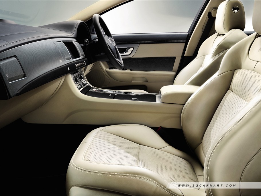 https://i.i-sgcm.com/new_cars/cars/11291/11291_g10