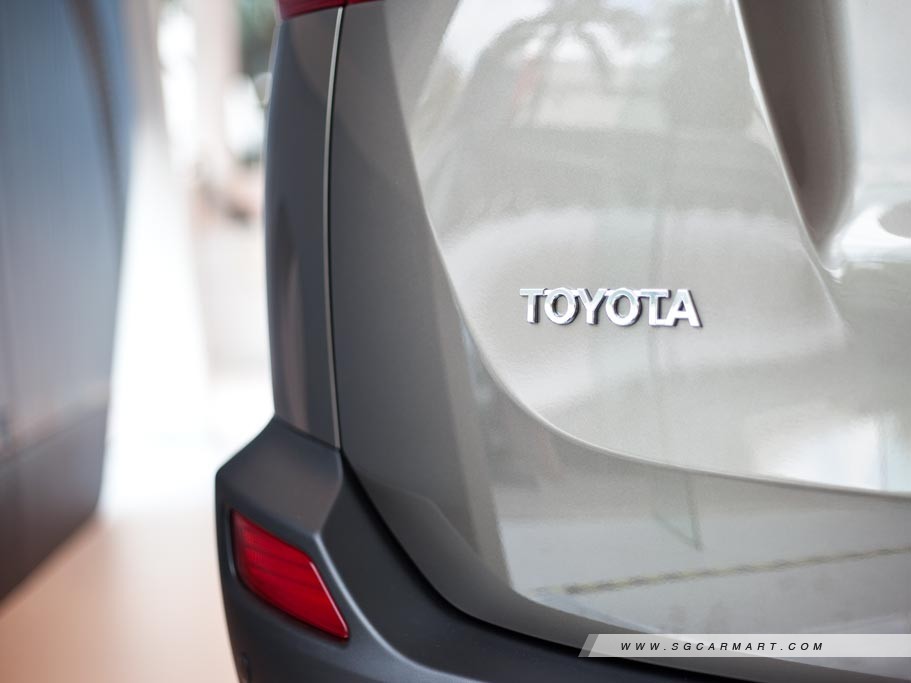https://i.i-sgcm.com/new_cars/cars/11293/11293_g10