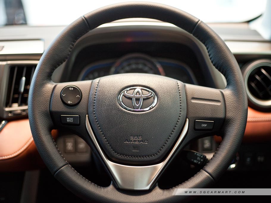 https://i.i-sgcm.com/new_cars/cars/11293/11293_g18