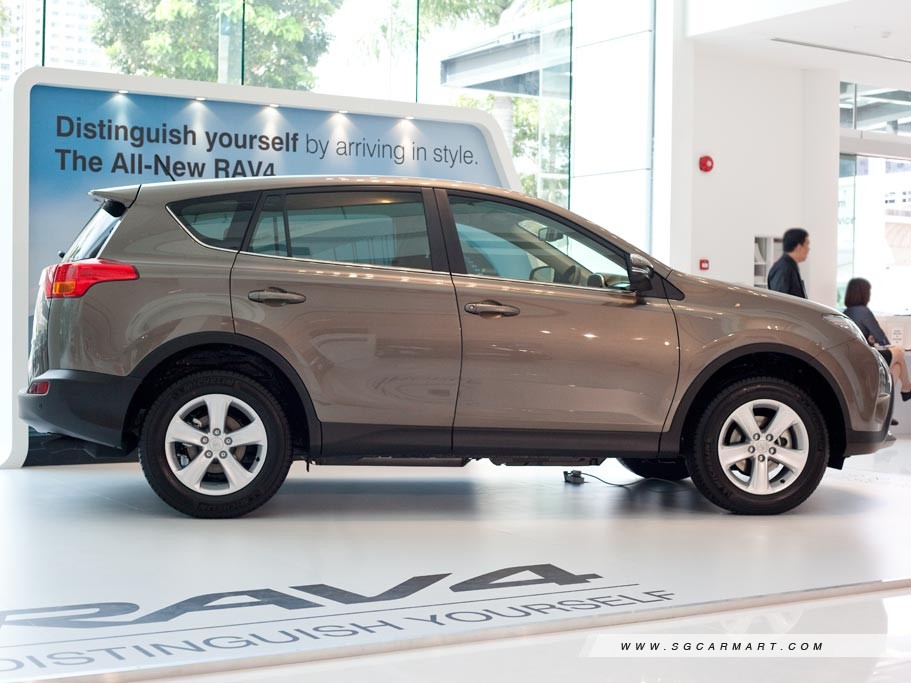 https://i.i-sgcm.com/new_cars/cars/11293/11293_g8