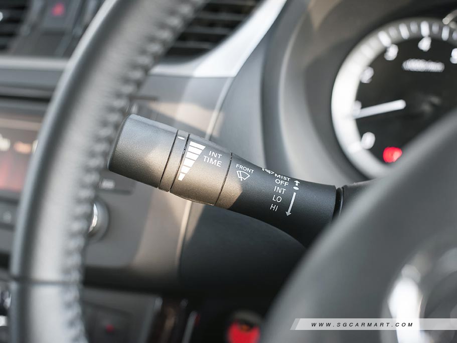 https://i.i-sgcm.com/new_cars/cars/11294/11294_g18