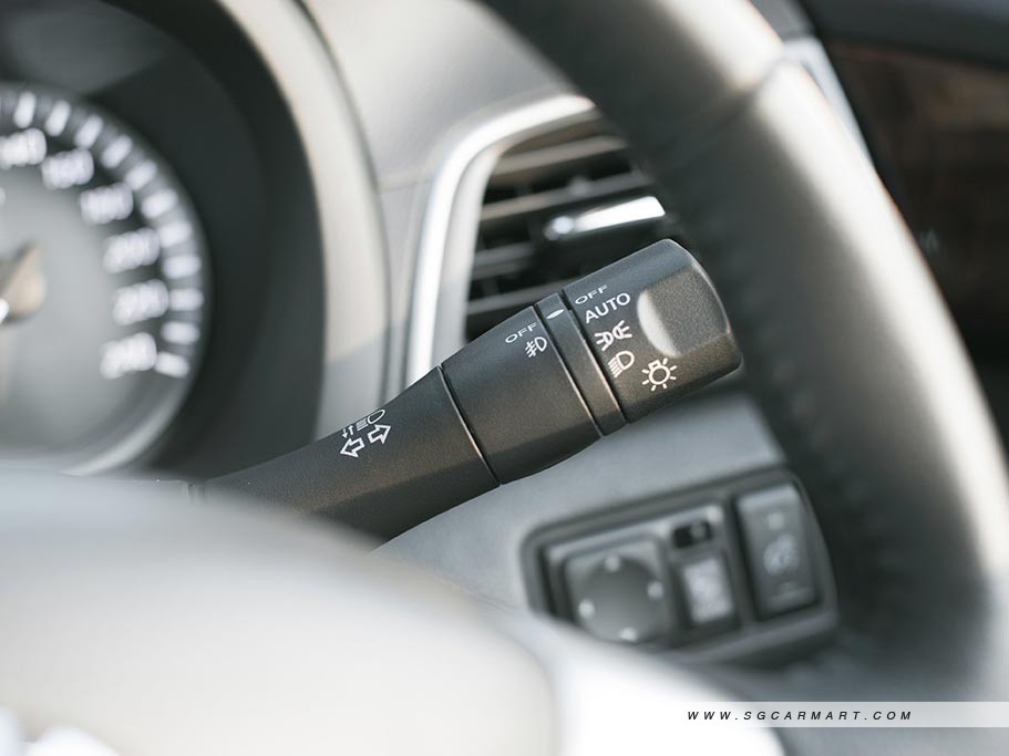 https://i.i-sgcm.com/new_cars/cars/11294/11294_g19